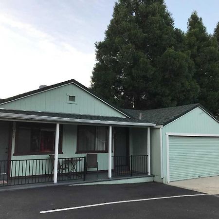 Lake Shasta Lodge Lakehead Exterior photo